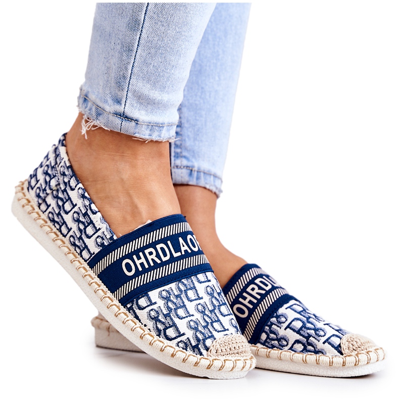 Klasické modré teplé espadrilky bílý