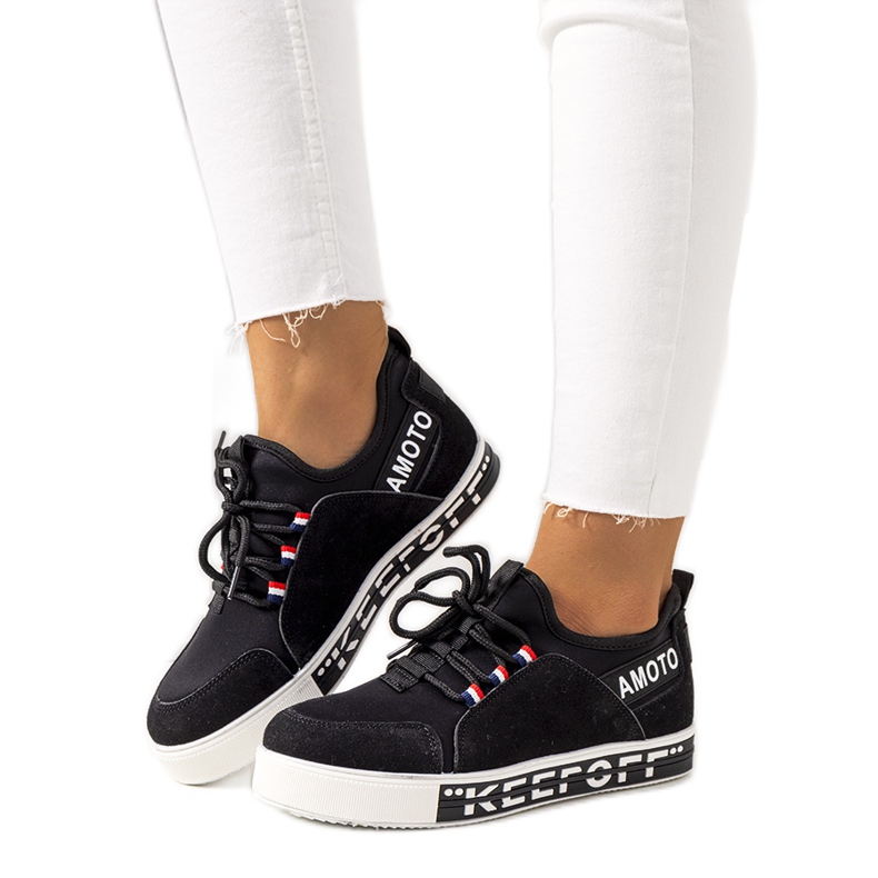 Černé dámské tenisky Burges černá