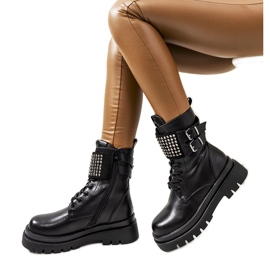 Černé zateplené kozačky Mirama černá