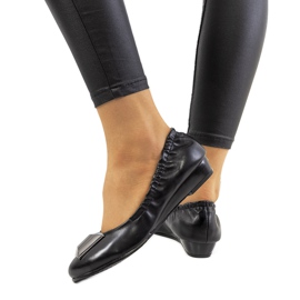 BM Černé baleríny na klínku Sofia černý