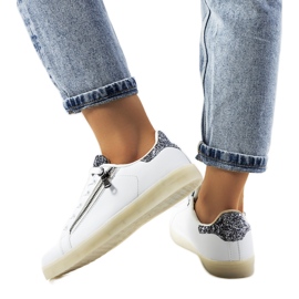 Bílé led tenisky Caldwell bílý stříbro