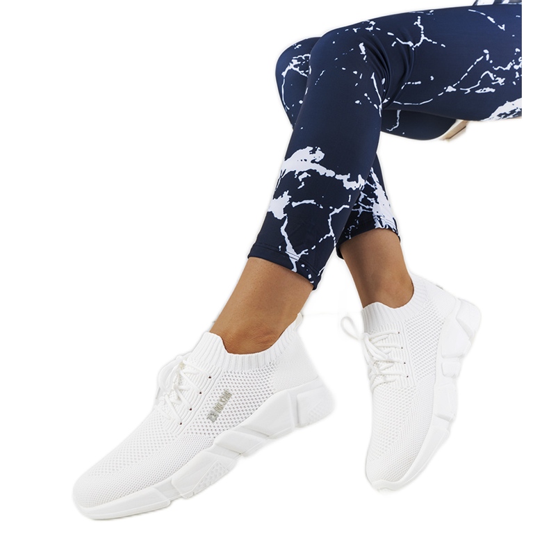 Bílé tenisky Big Star JJ274268 bílý