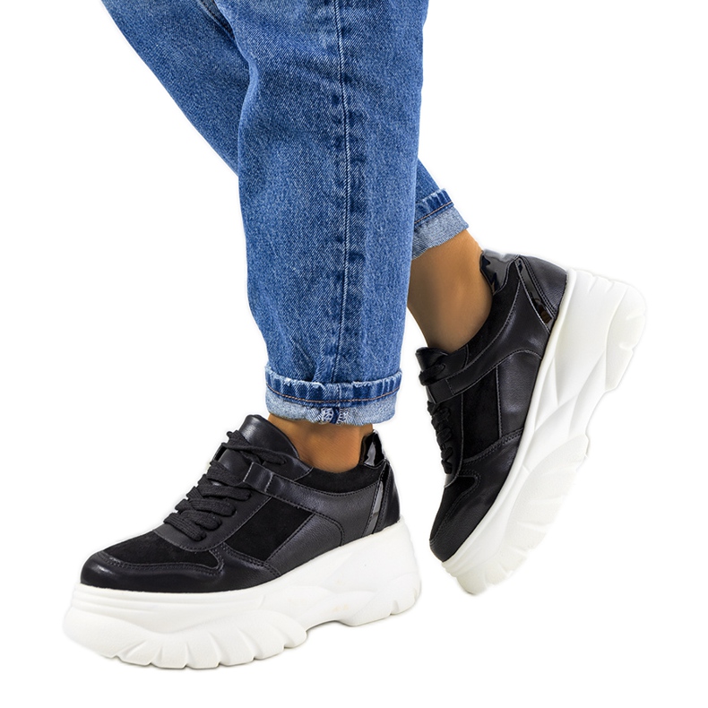 Černé sportovní tenisky s vysokou podrážkou Mellis černá Černé sportovní tenisky s vysokou podrážkou Mellis černá