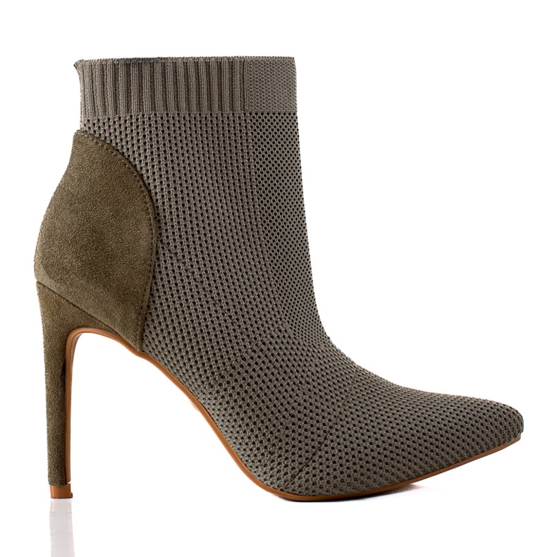 Slušivé kozačky na podpatku S. Barski zelená