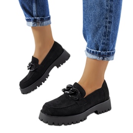 Černé boty na silné podrážce Nelis černý