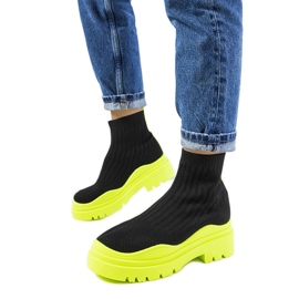 Černé a zelené vysoké tenisky značky Marks černá Černé a zelené vysoké tenisky značky Marks černá