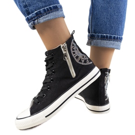 Černé kotníkové tenisky Vicola černá Černé kotníkové tenisky Vicola černá