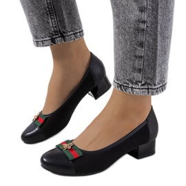 Černé prolamované lodičky Seema černý