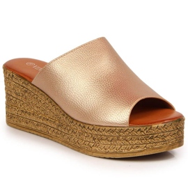 Pantofle na klínku Vinceza W JAN98B zlaté zlatý