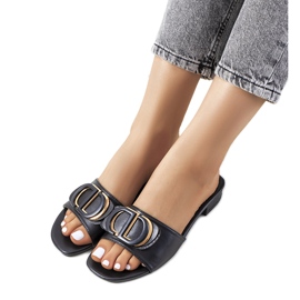 Černé sandály na plochém podpatku značky Cammeray černá Černé sandály na plochém podpatku značky Cammeray černá