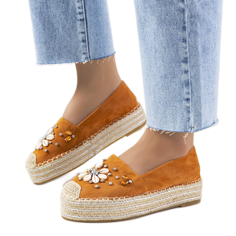 Hnědé espadrilky na silné podrážce paní Nicki hnědý žlutá