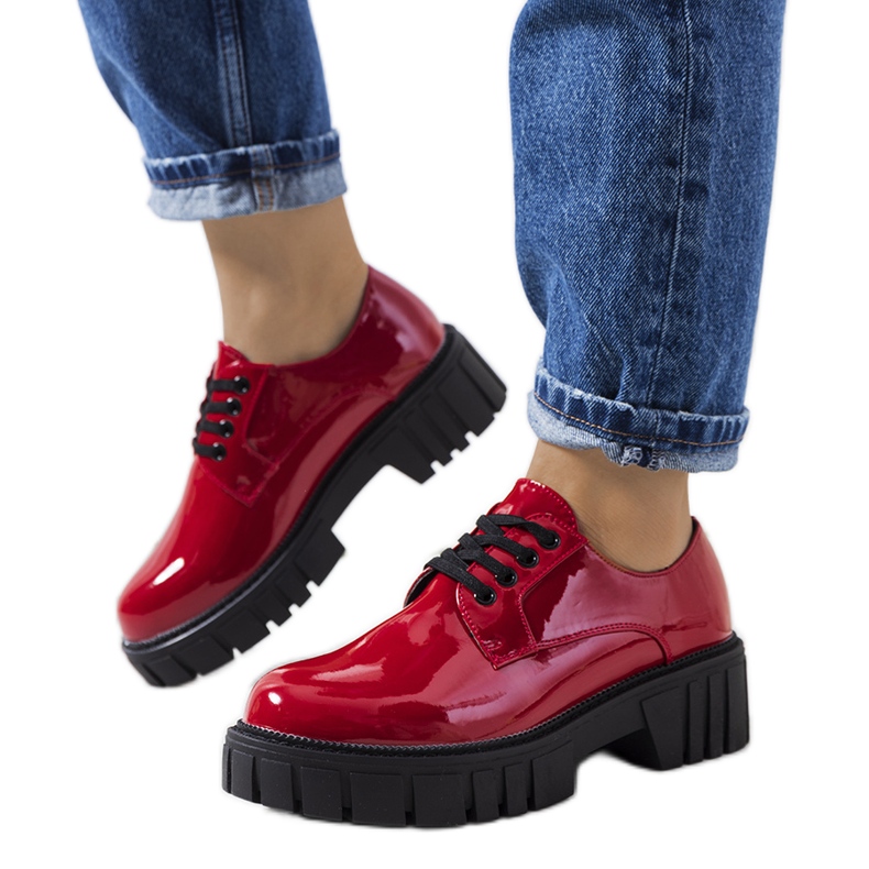 Červené lakované boty značky Eileen