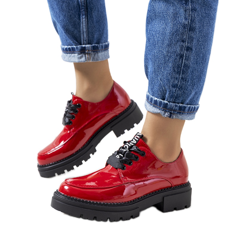 Červené lakované boty Fallon