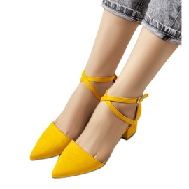 Žluté lodičky na sloupku Hyde žlutá