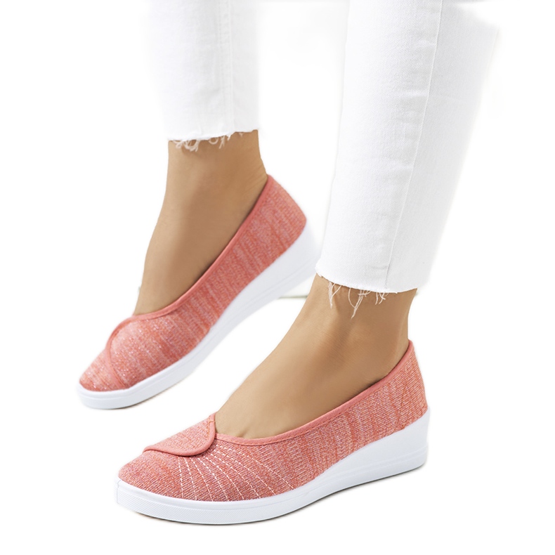 Růžové baleríny na klínku Drost růžový