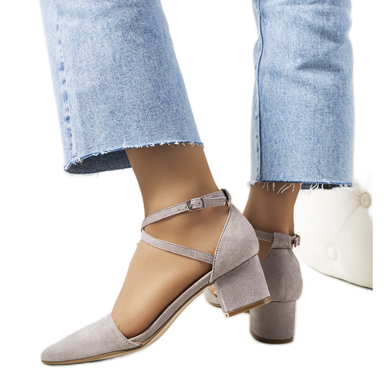 Šedé lodičky na sloupku Hyde šedá Šedé lodičky na sloupku Hyde šedá