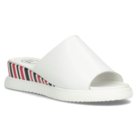Kožené pantofle Filippo DK3615 / 22 Wh bílé bílý