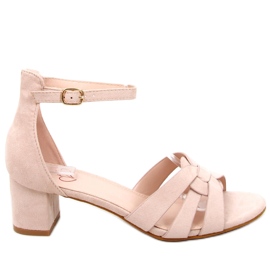 Béžové sandály na podpatku Avium béžový