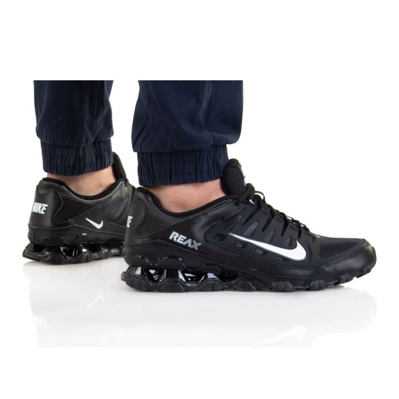 Boty Nike Reax 8 Tr Mesh 621716-033 černá