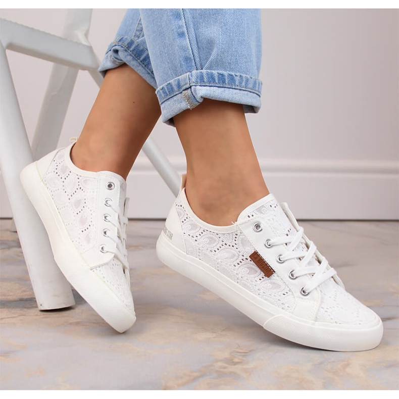 Bílé krajkové tenisky Big Star W274925 bílý