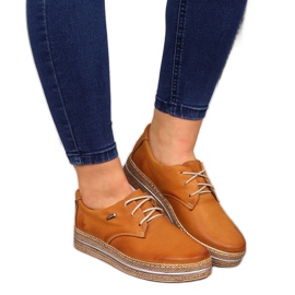 Kožené dámské boty na platformě světle hnědé Helios 380 hnědý Kožené dámské boty na platformě světle hnědé Helios 380 hnědý