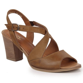 Dámské kožené sandály na hnědém sloupku Dolce Pietro hnědý