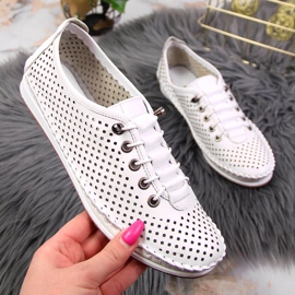 Bílé prolamované kožené dámské boty Artiker Bílé prolamované kožené dámské boty Artiker