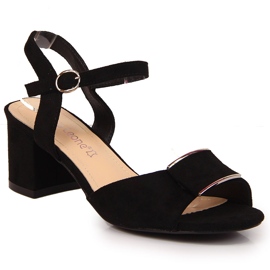 Černé sandály Sergio Leone na sloupku černý