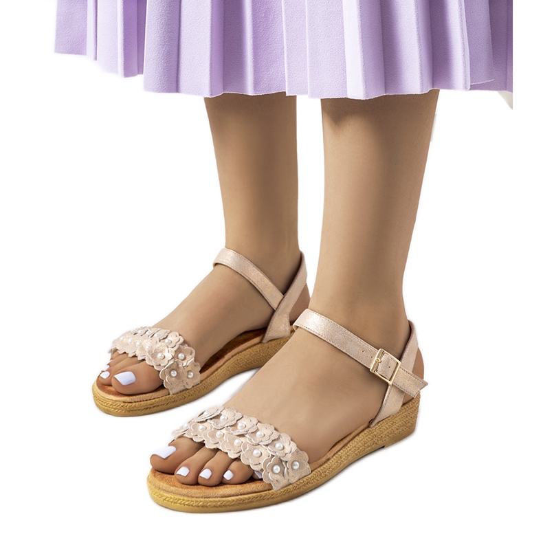 Zlaté dámské sandály Farra růžový zlatý