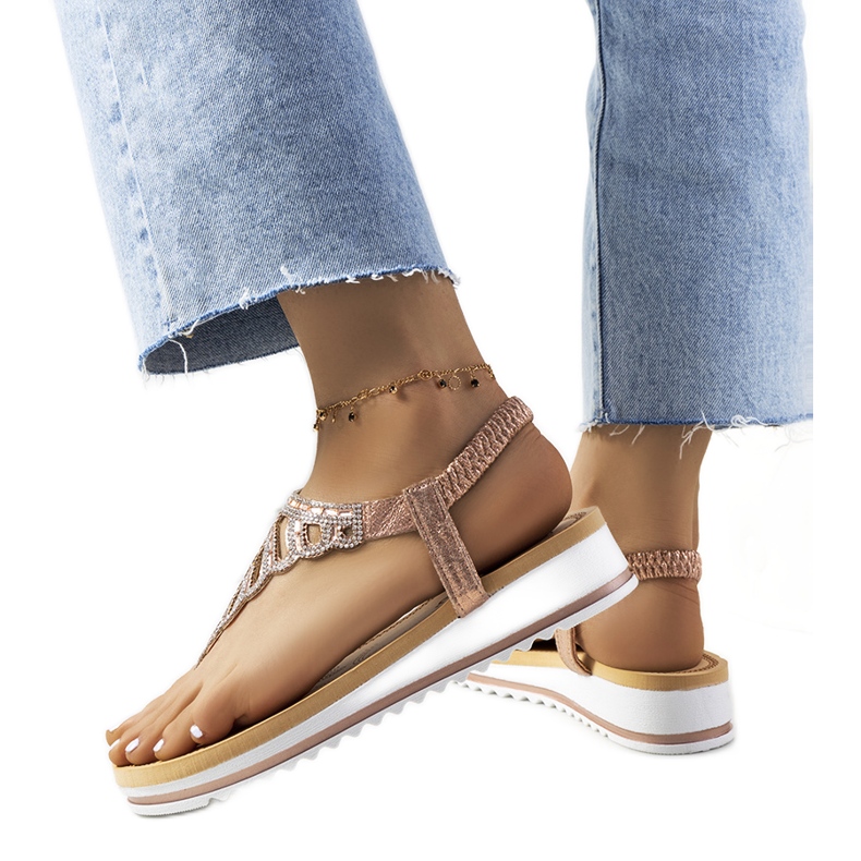 Růžové sandály na platformě Ahola růžový