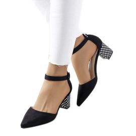 Černé lodičky na sloupku Rowena černý