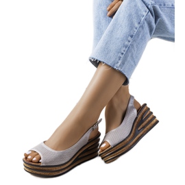 Béžové espadrilky na klínu Alton stříbrný Béžové espadrilky na klínu Alton stříbrný