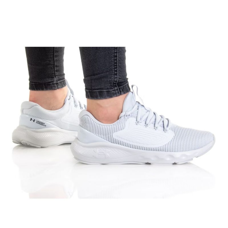 Under Armour Boty Under Arnour W Charged Vantage 2 3024884-100 šedá