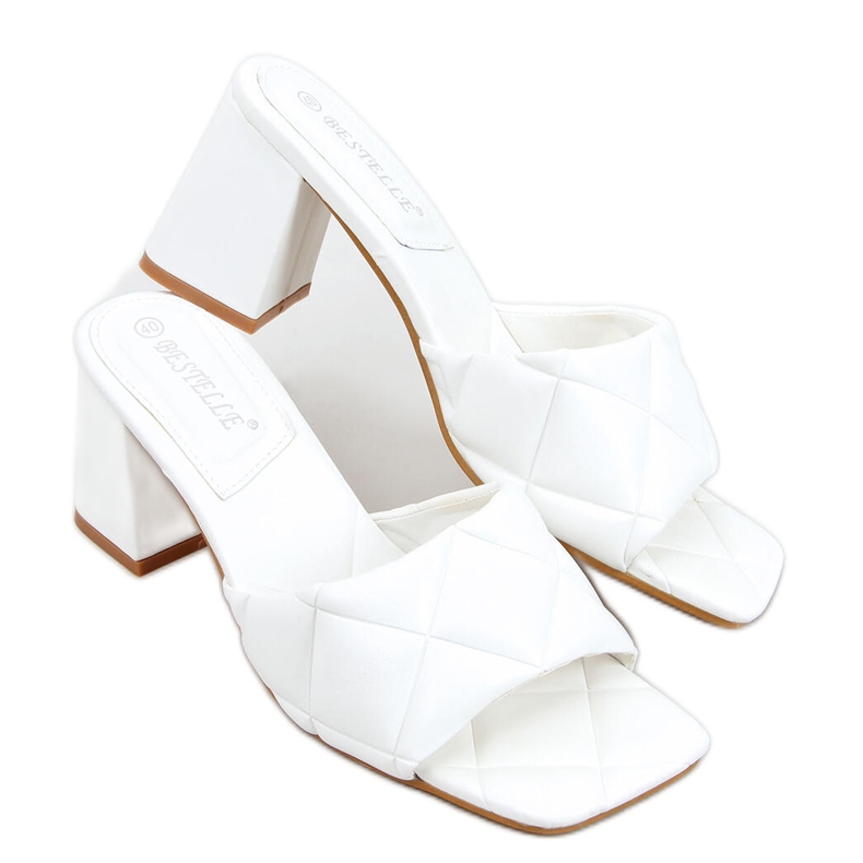 Pantofle na širokém podpatku Helen White bílý