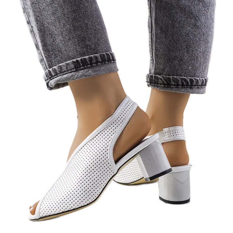 Rush stříbrné prolamované sandály stříbrný Rush stříbrné prolamované sandály stříbrný