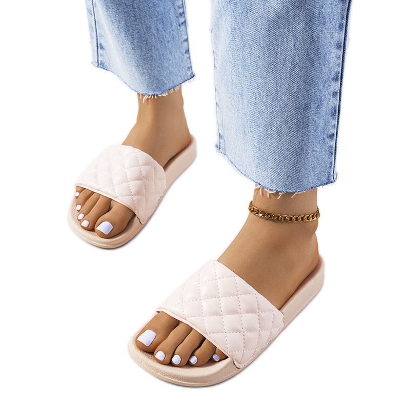 Růžové prošívané pantofle Kate růžový