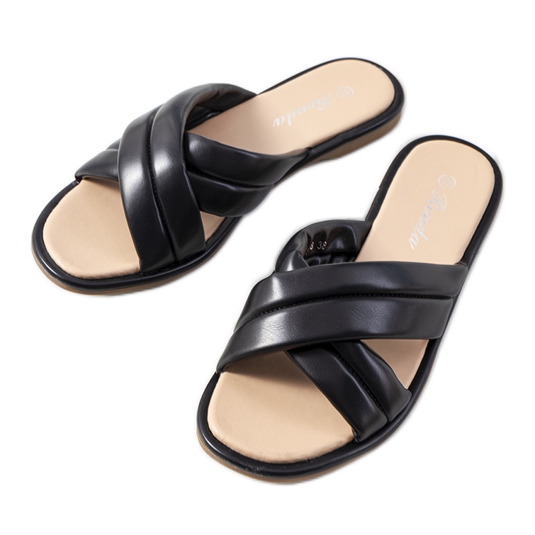 Černé dámské pantofle Thines černá