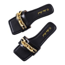 Černé elegantní pantofle s řetízkem Cherell černý