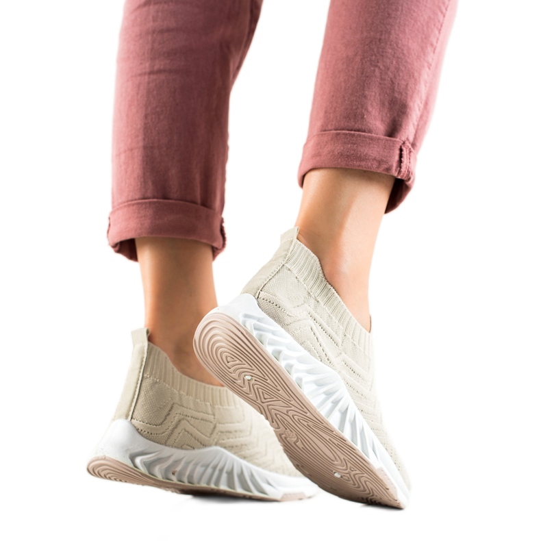 DK Nazouvací sportovní obuv béžový DK Nazouvací sportovní obuv béžový