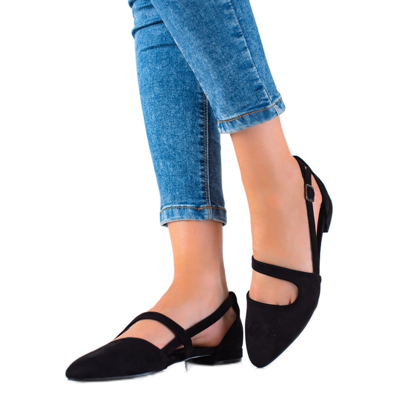 T.Sokolski černé Baleríny S Výřezem černá