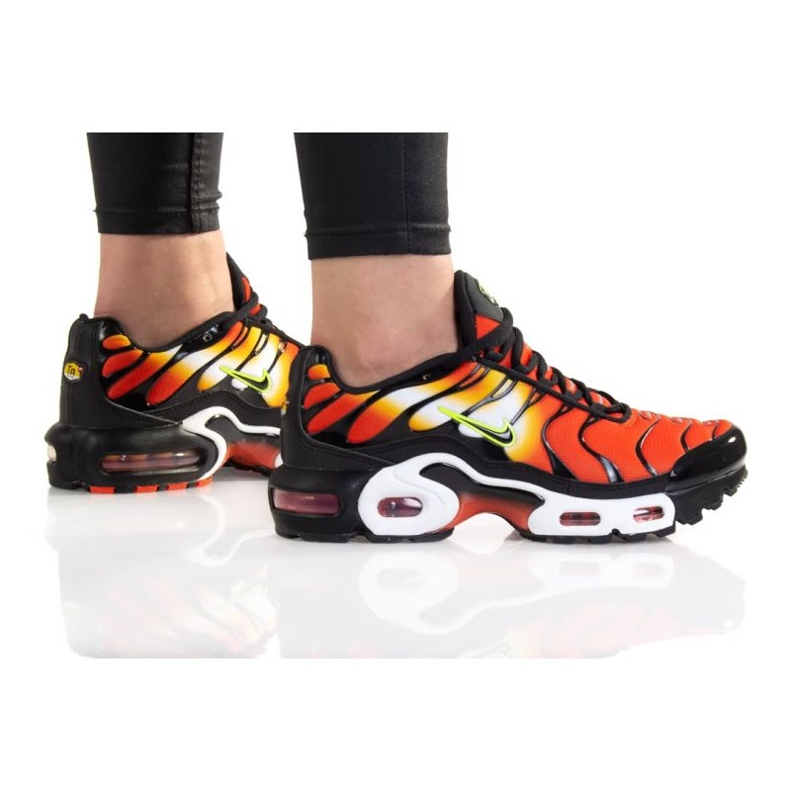 Boty Nike Air Max Plus Gs FSP2 W DR8675-800 oranžový