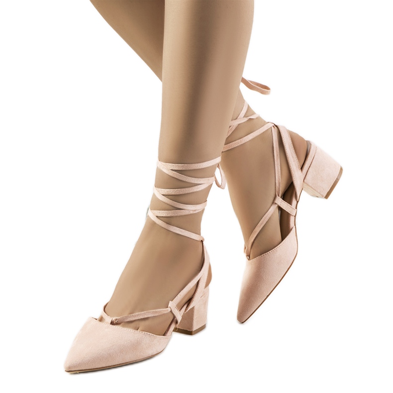 Růžové šněrovací lodičky na postu Victoris růžový