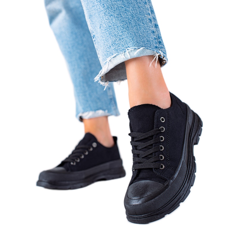 SHELOVET Černé tenisky na platformě černá