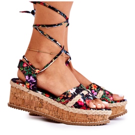 FS3 Dámské vázané sandály espadrilky s černými květy Lamour vícebarevný