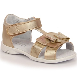 Sandály na suchý zip Kornecki Jr KOR6309 zlaté zlatý Sandály na suchý zip Kornecki Jr KOR6309 zlaté zlatý