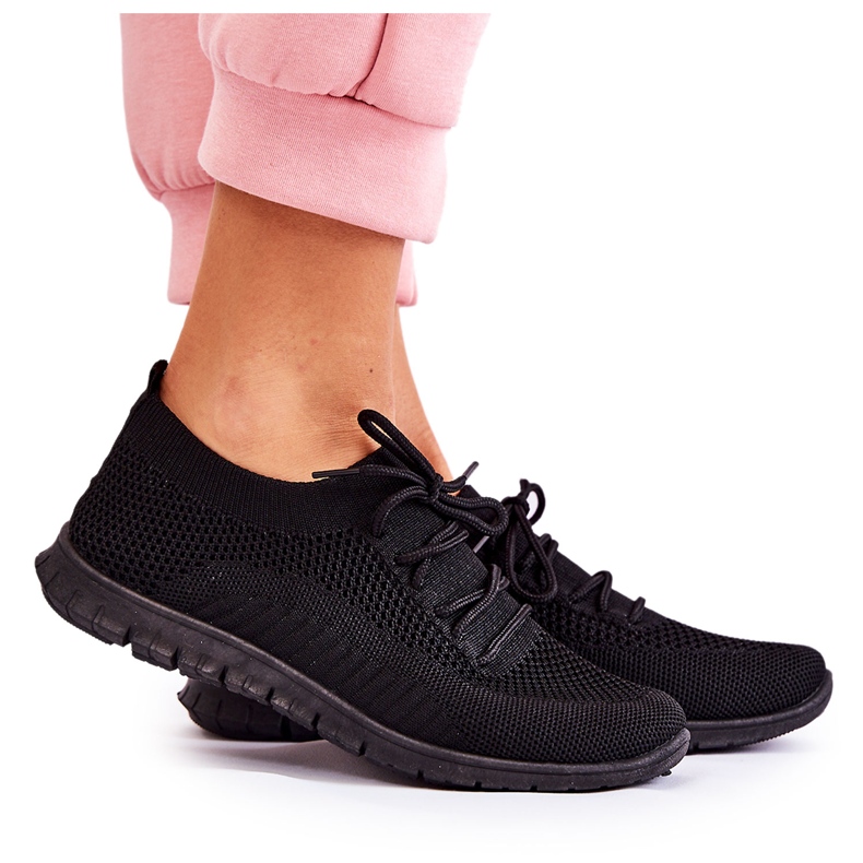 FM1 Dámská černá sportovní obuv Sequro Slip On