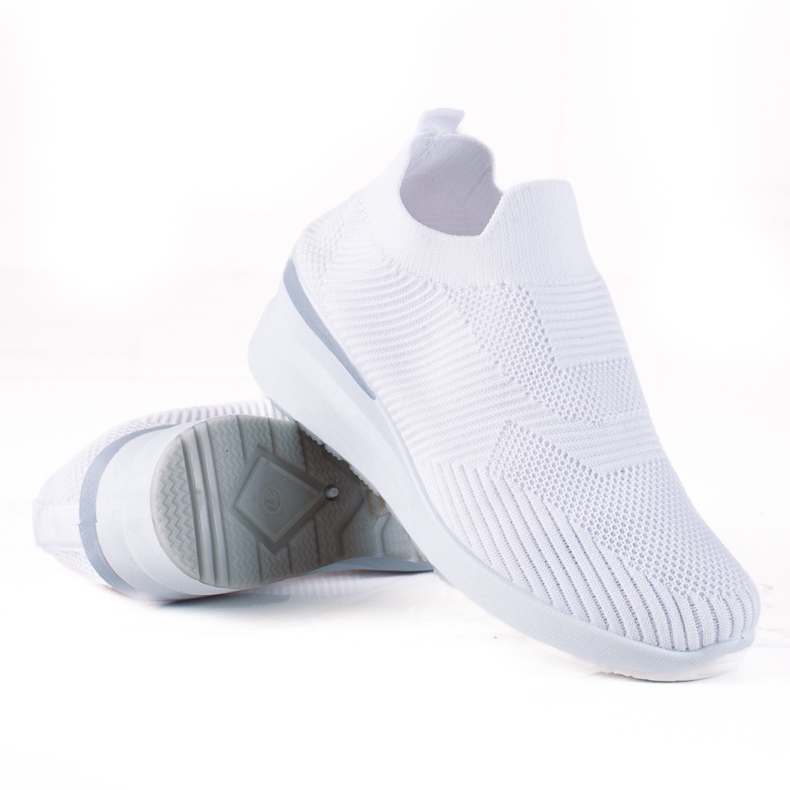 SHELOVET Nazouvací boty na klínku bílý