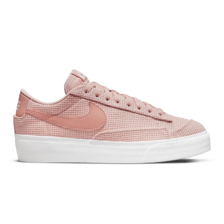 Boty Nike Blazer Low Platform DN0744-600 růžový