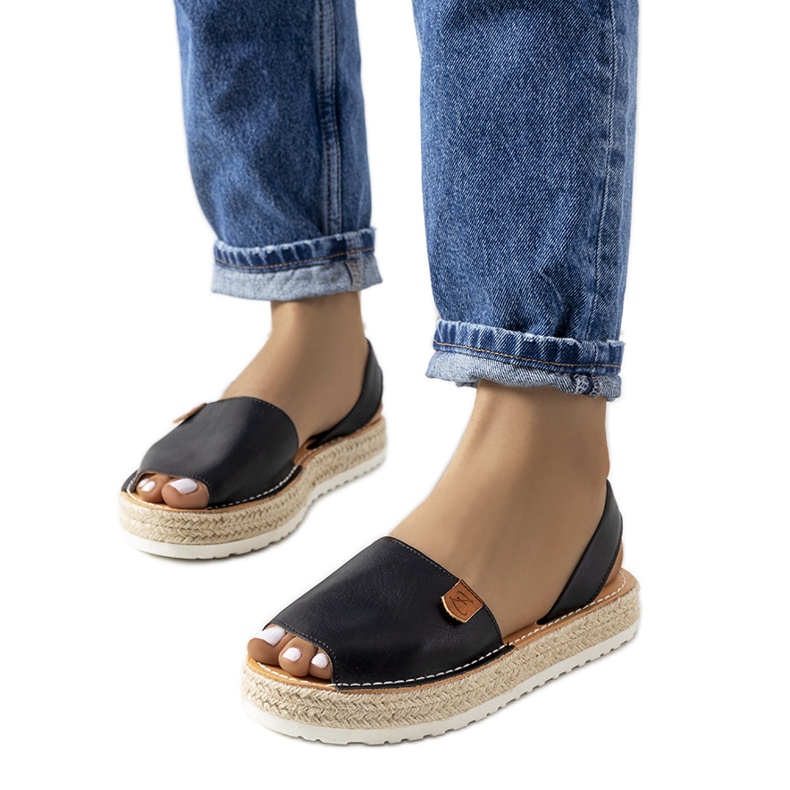 Černé espadrilky na platformě Verdam černá