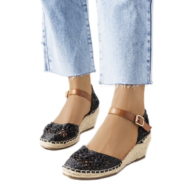 Černé espadrilky na klínech Dafin černá